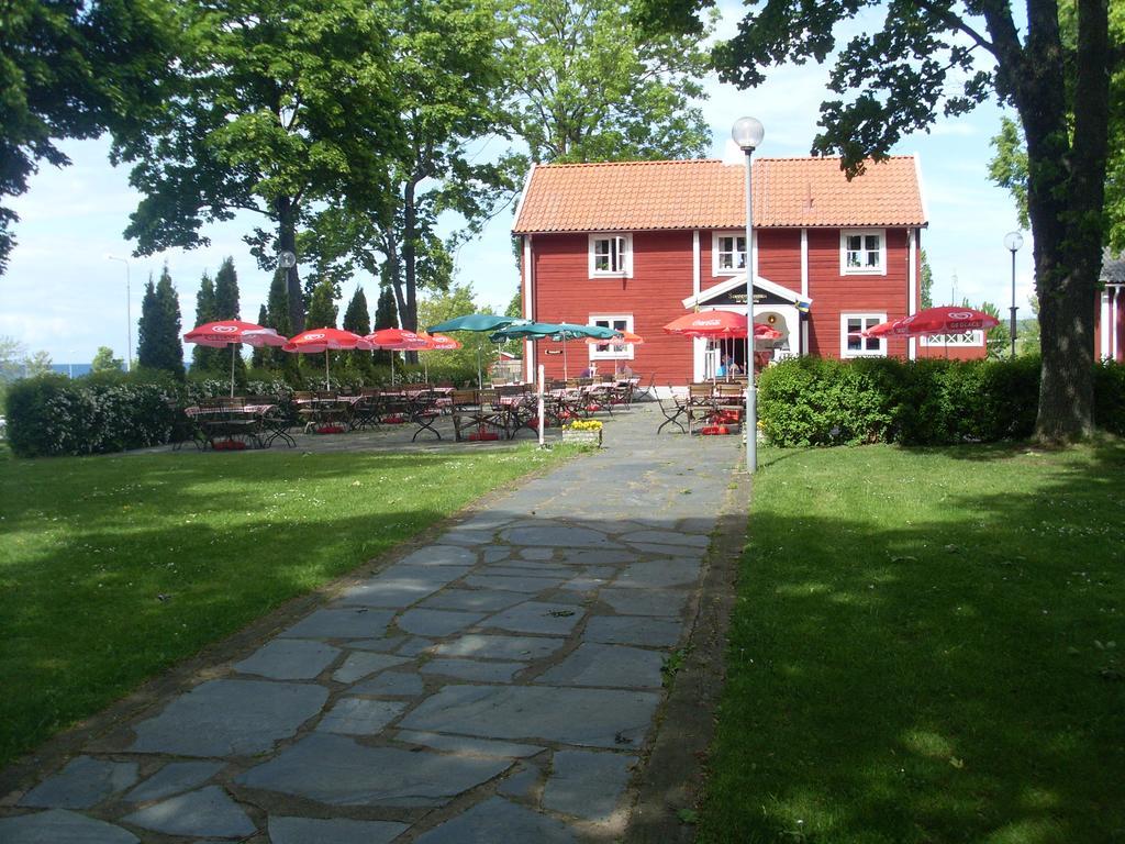 Strandterrassen Hostel Granna Exterior photo