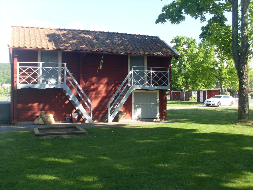 Strandterrassen Hostel Granna Exterior photo