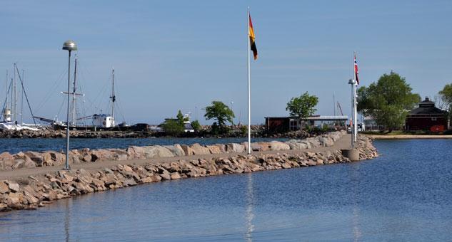 Strandterrassen Hostel Granna Exterior photo